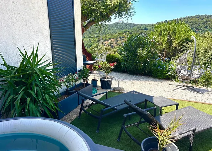 Belle Chambre Privee Avec Le Jardin Privatif Et Le Jacuzzi