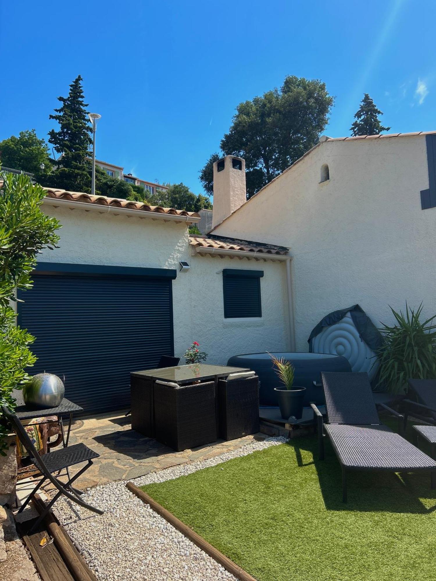 Belle Privee Avec Le Jardin Privatif Et Le Jacuzzi Quarto em Acomodações Particulares *